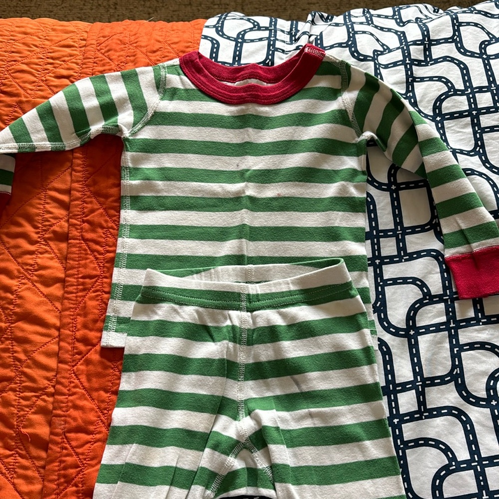 Hanna Andersson Christmas pj set